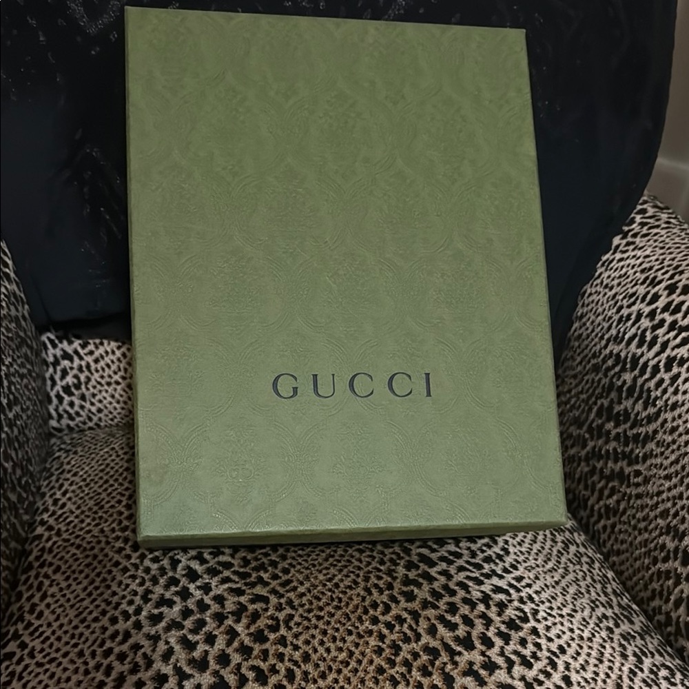 Gucci Olive Green Embossed Box